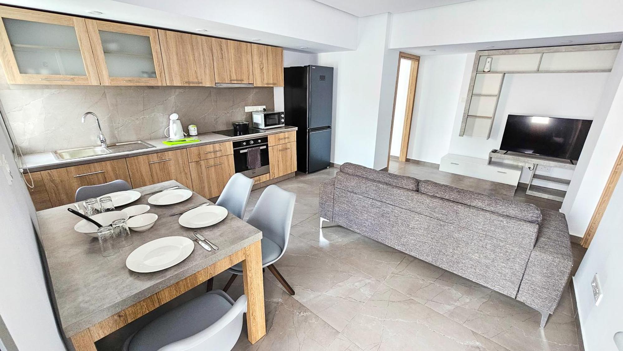 Eviathe Apartments Larnaca Bagian luar foto